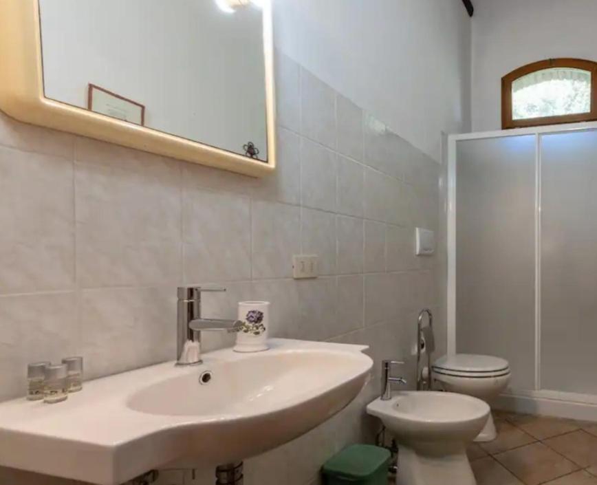 Il Leccio - Casa Toscana San Gimignano Gambassi Terme Eksteriør bilde